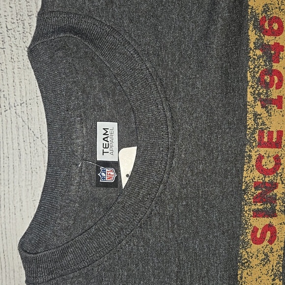 NFL Men's San Francisco 49ers T-Shirt Gray/Gold/Red Size M NWT - Picture 3 of 9